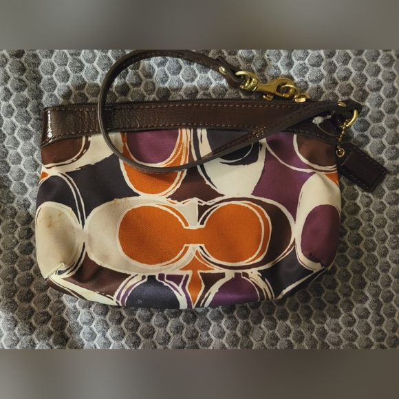 Coach satin hand drawn scarf print wristlet y2k - Picture 2 of 6